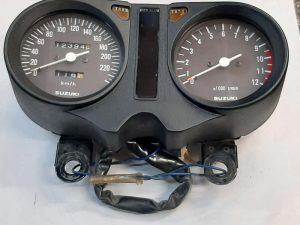 کیلومتر کامل Suzuki GS550